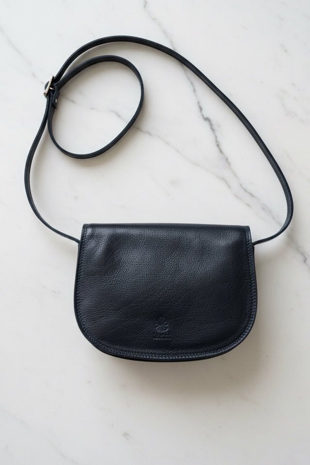 Paola – Borsetta a Tracolla in Pelle Blu Notte - Manoa Bags & Co